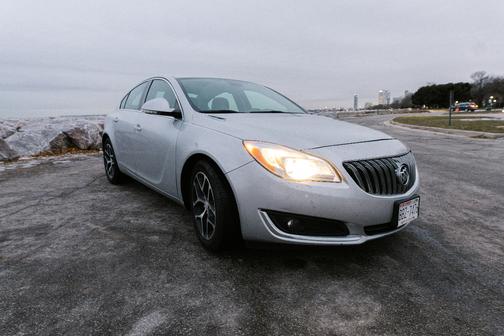 2017 Buick Regal Turbo Sport Touring