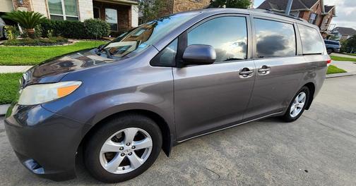 Brown 2012 Toyota Sienna LE