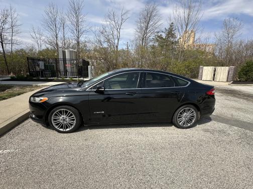 2013 Ford Fusion Hybrid SE Hybrid