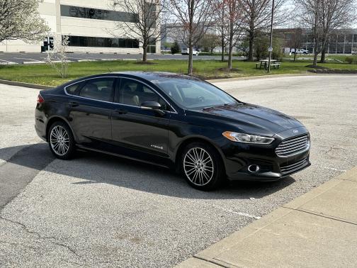 2013 Ford Fusion Hybrid SE Hybrid