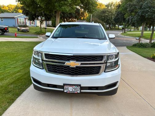 White 2019 Chevrolet Tahoe LS
