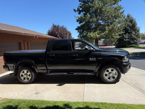 Black 2018 RAM 2500 Laramie