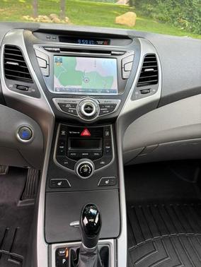 Gray 2014 Hyundai ELANTRA Limited