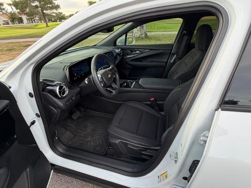 2025 Chevrolet Blazer EV FWD LT