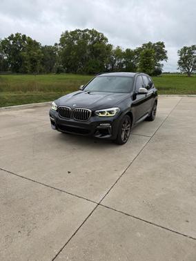 Black 2018 BMW X3 M40i