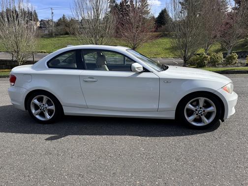 2011 BMW 128 i