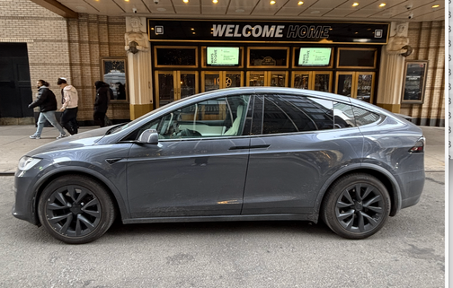 2022 Tesla Model X Plaid