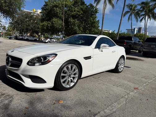 White 2017 Mercedes-Benz SLC 300 Base