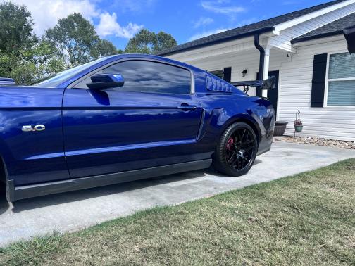 2011 Ford Mustang GT Premium
