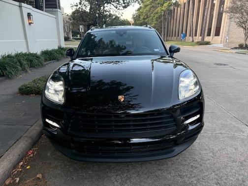 2021 Porsche Macan Macan