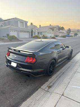 2018 Ford Mustang EcoBoost