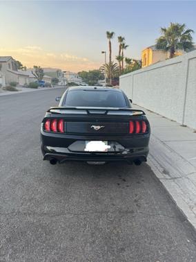 2018 Ford Mustang EcoBoost