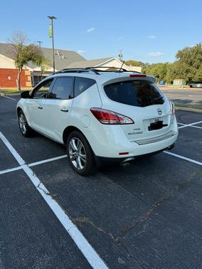 2011 Nissan Murano LE