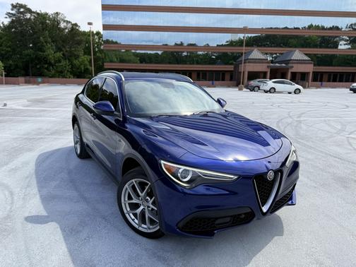 Blue 2018 Alfa Romeo Stelvio Base