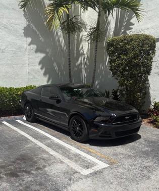 Black 2014 Ford Mustang V6