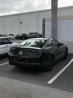Black 2014 Ford Mustang V6
