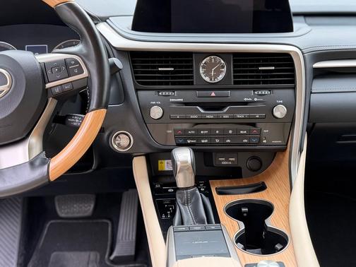 White 2021 Lexus RX 350L Base