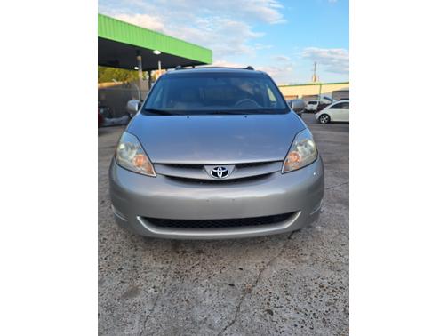 2008 Toyota Sienna XLE