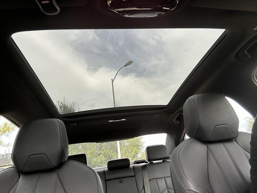 Gray 2024 BMW 530 i
