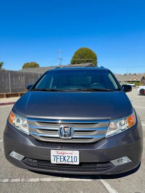 Gray 2012 Honda Odyssey Touring