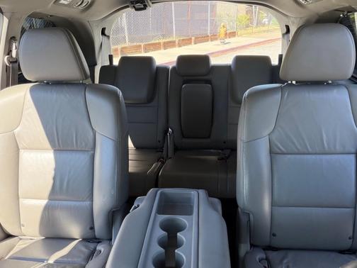 Gray 2012 Honda Odyssey Touring