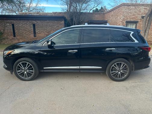 2018 INFINITI QX60 Base