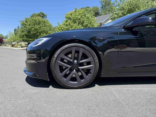 2022 Tesla Model S Long Range