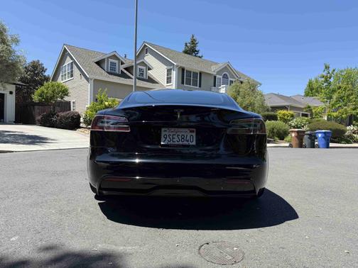 2022 Tesla Model S Long Range