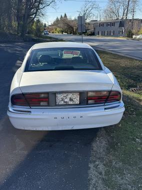 2000 Buick Park Avenue Base
