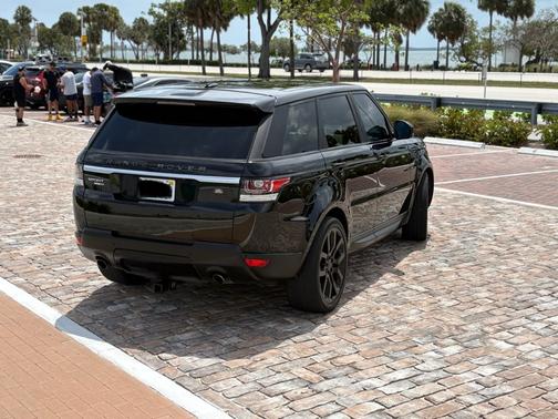 Black 2015 Land Rover Range Rover Sport Supercharged HSE