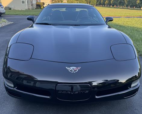 2003 Chevrolet Corvette Base