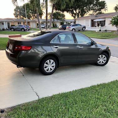 Gray 2007 Toyota Camry LE