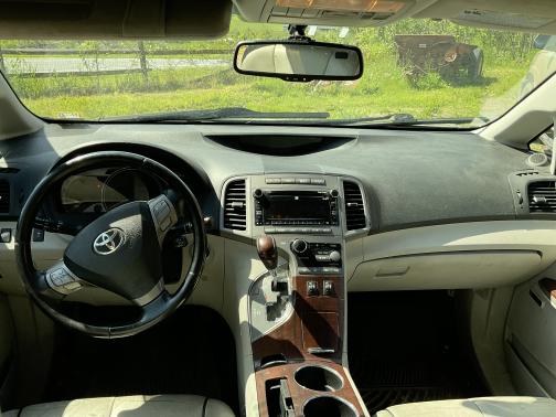 2010 Toyota Venza Base