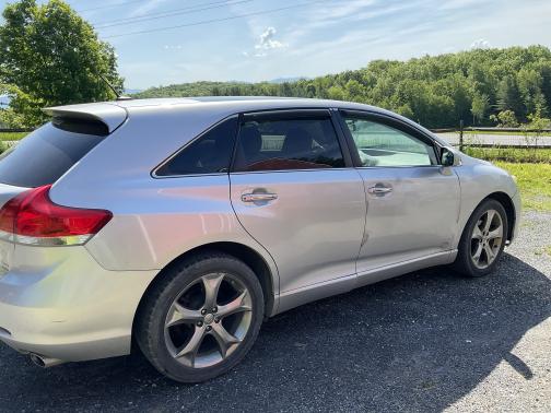 2010 Toyota Venza Base