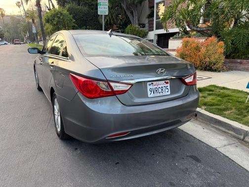 2013 Hyundai SONATA GLS