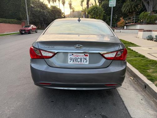 2013 Hyundai SONATA GLS