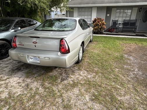 Silver 2002 Chevrolet Monte Carlo LS