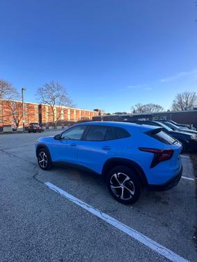 Blue 2024 Chevrolet Trax 1RS