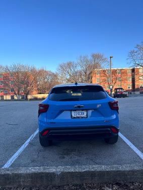 Blue 2024 Chevrolet Trax 1RS