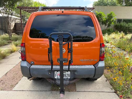 Orange 2003 Nissan Xterra SE S/C