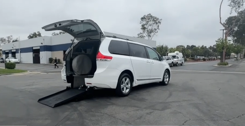 2011 Toyota Sienna XLE