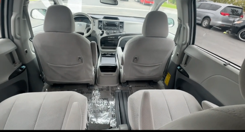 2011 Toyota Sienna XLE