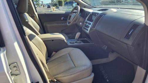 White 2010 Ford Edge Limited
