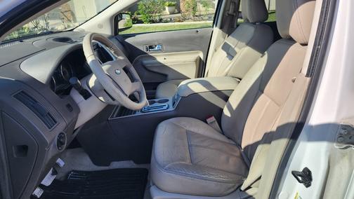 White 2010 Ford Edge Limited