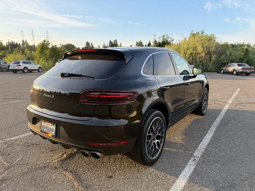 Black 2017 Porsche Macan Macan S