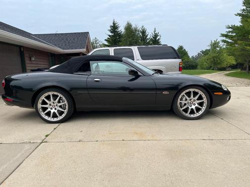 Black 2002 Jaguar XKR Base
