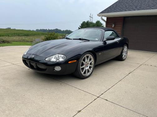 Black 2002 Jaguar XKR Base