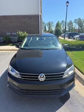 Black 2016 Volkswagen Jetta 1.8T SEL