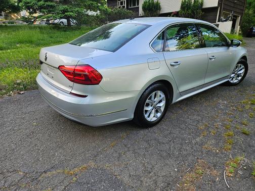 Silver 2016 Volkswagen Passat 1.8T S
