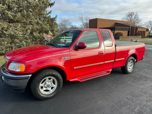 1998 Ford F-150 Lariat